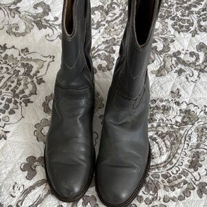 Vintage gun metal gray Justin women’s leather cowboy boots 7B